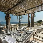 Luxury With Jacuzzi In Les Issambres