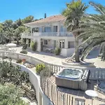 Villa Luxury With Jacuzzi In Les Issambres