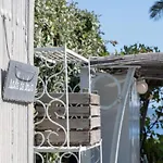 Villa Luxury With Jacuzzi In