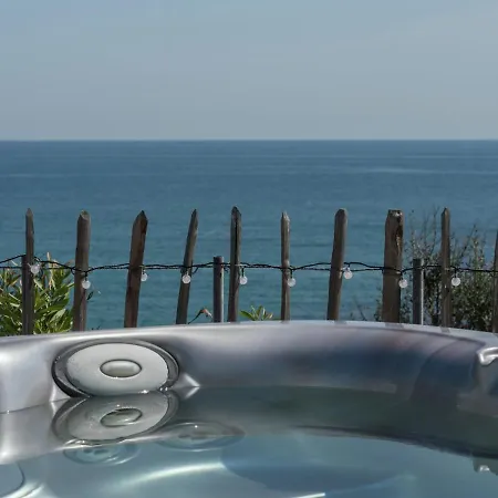 Luxury With Jacuzzi In Villa *