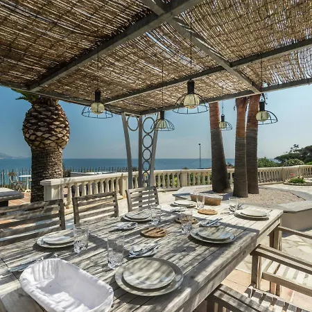 Villa Luxury With Jacuzzi In Les Issambres