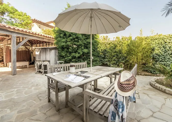 Luxury With Jacuzzi In * لي إيسامبر